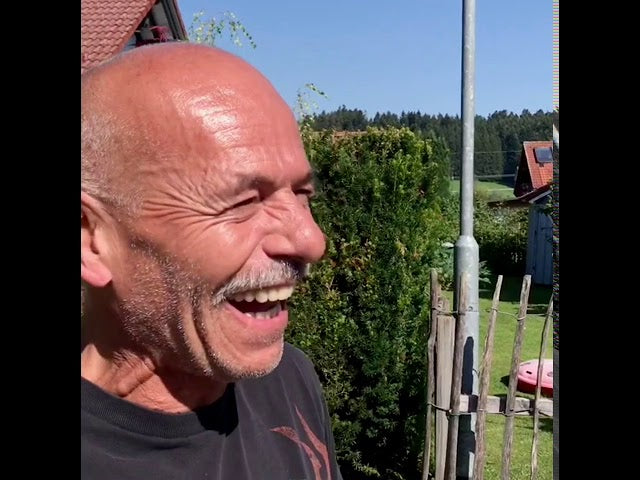 Video Harley Davidson reinigen und pflegen mit Perlganz Bio-Light